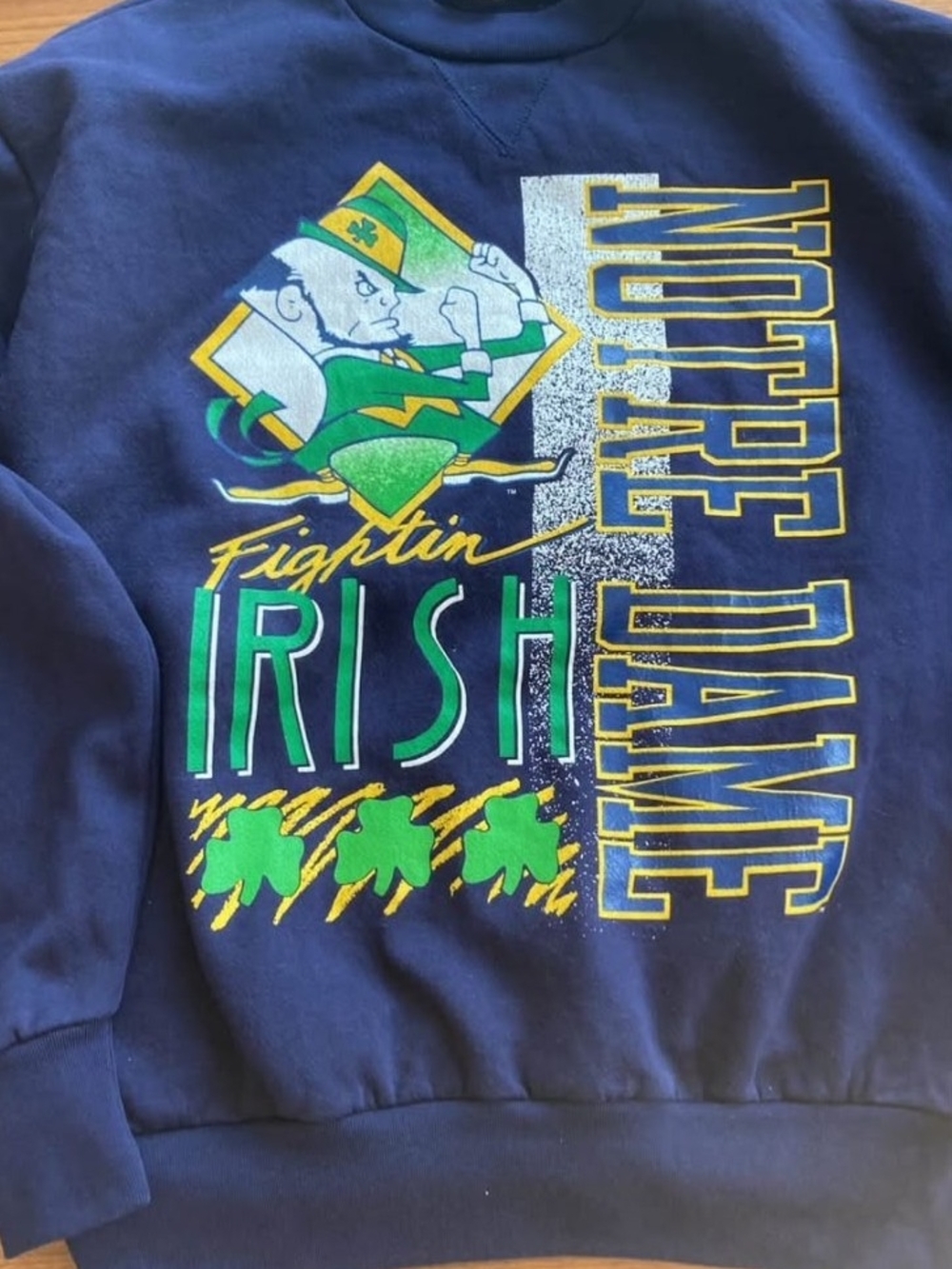 Notre Dame Fightin' Irish Navy Graphic Sweatshirt Men's Large